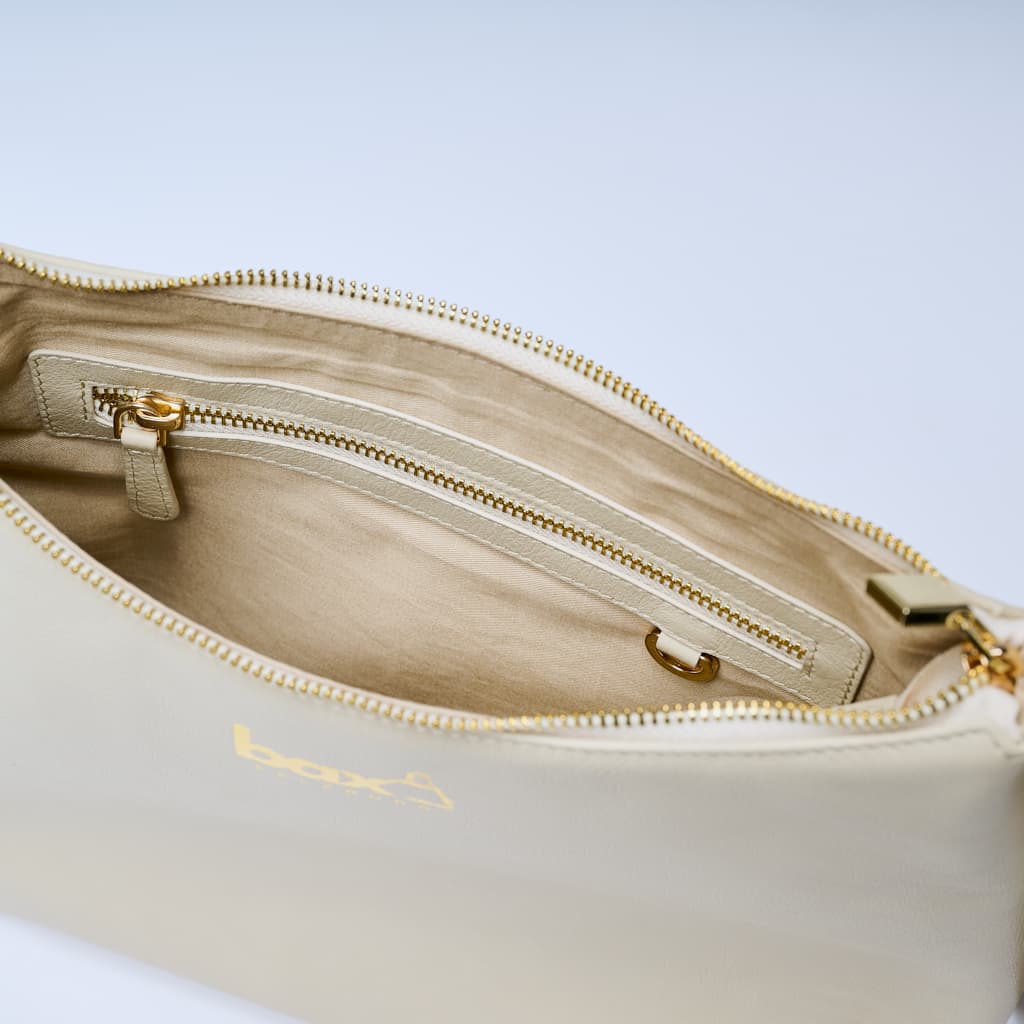 Slide img_01KCM2578T5GZX7RRYS3ANHC6G