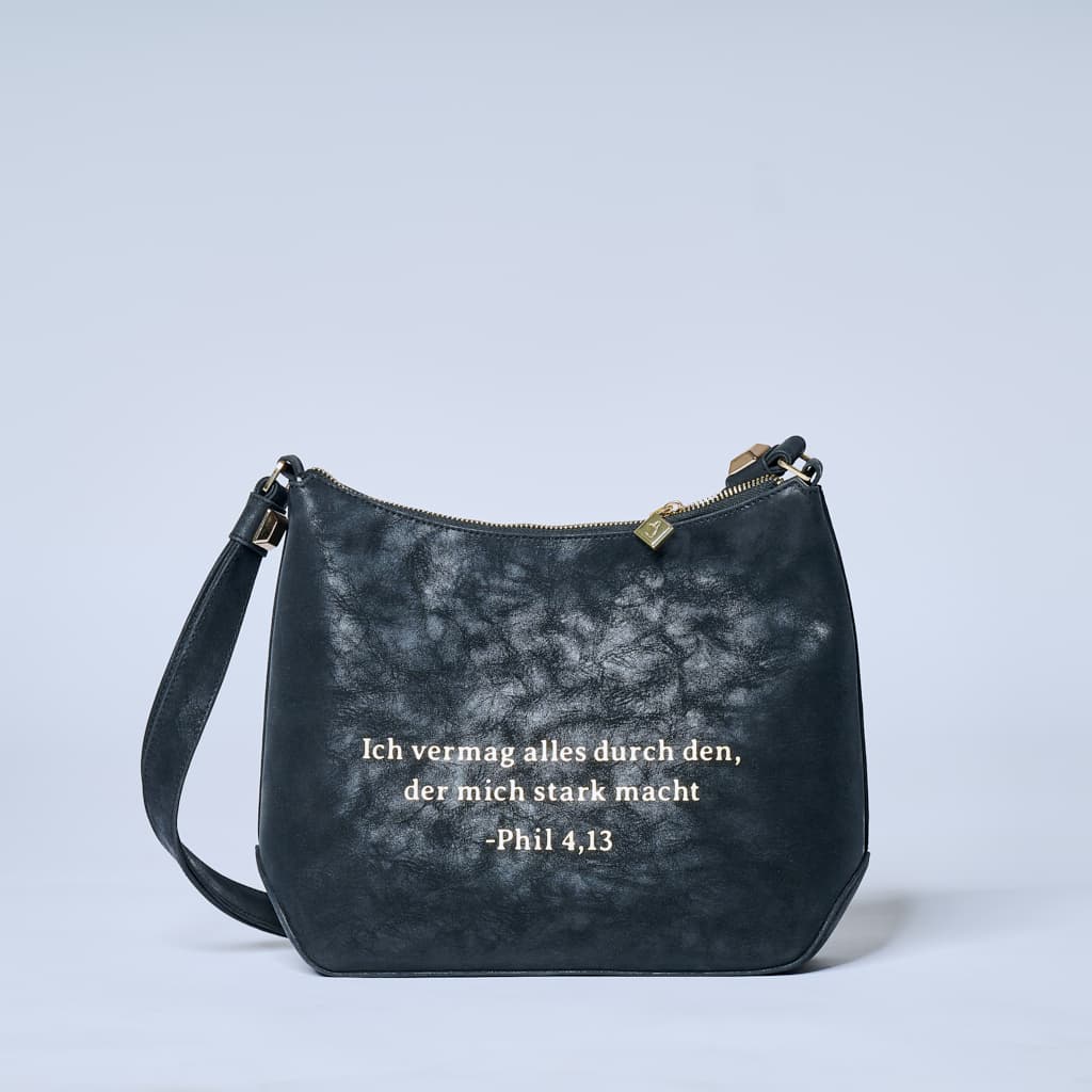 Slide img_01KCM2578RKWJDW2AE4KZ0QYNQ